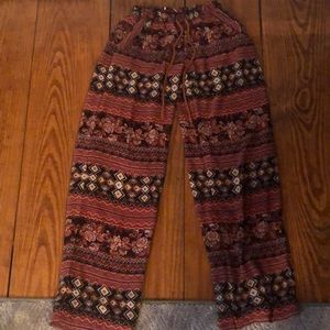 Patterned comfy pants